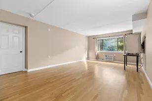 4975 Washington St, Boston, MA 02132 - Photo 4