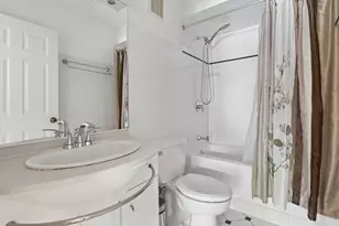 4975 Washington St, Boston, MA 02132 - Photo 16
