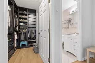 4975 Washington St, Boston, MA 02132 - Photo 10