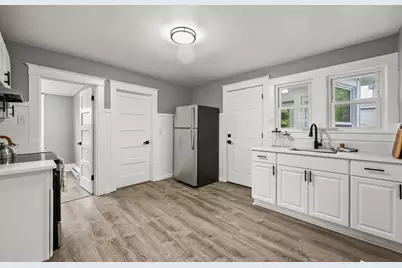 100 Essex St, Pittsfield, MA 01201 - Photo 20