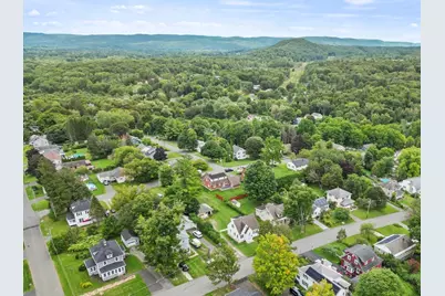 100 Essex St, Pittsfield, MA 01201 - Photo 40