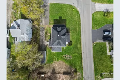 100 Essex St, Pittsfield, MA 01201 - Photo 36