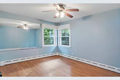 7 Harold Ave, Somerset, MA 02726 - Photo 16