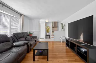 4 River Park St, Needham, MA 02494 - Photo 12