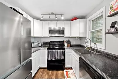 7 Corey Colonial #7, Agawam, MA 01001 - Photo 12
