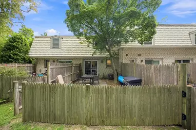 7 Corey Colonial #7, Agawam, MA 01001 - Photo 26