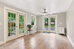 70 Pine St, Chicopee, MA 01020 - Photo 34
