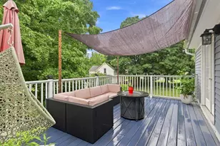 70 Pine St, Chicopee, MA 01020 - Photo 28