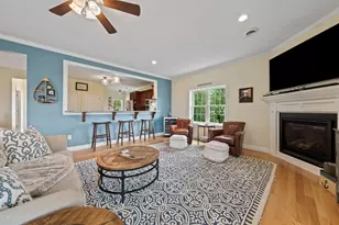 129 Bay Shore Dr, Plymouth, MA 02360 - Photo 10