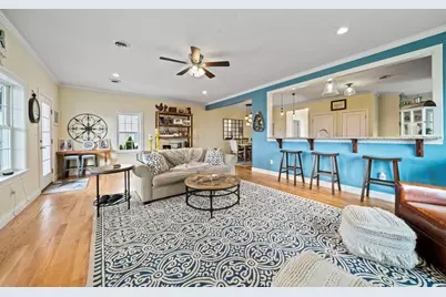 129 Bay Shore Dr, Plymouth, MA 02360 - Photo 10