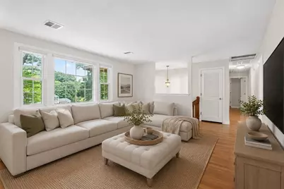 141 Longhill Rd, Franklin, MA 02038 - Photo 6