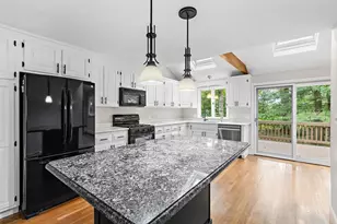 141 Longhill Rd, Franklin, MA 02038 - Photo 16