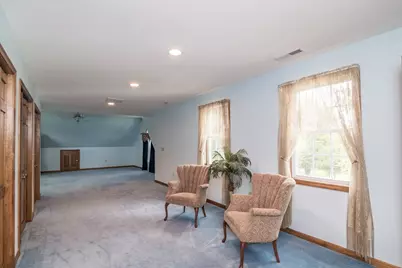 671 South Washington Street, Belchertown, MA 01007 - Photo 8