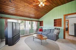 83 Union Rd, Wales, MA 01081 - Photo 4