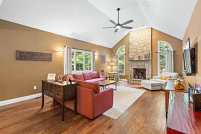 9 Douglas Dr, Mansfield, MA 02048 - Photo 14