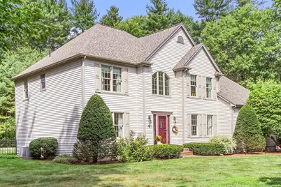 9 Douglas Dr, Mansfield, MA 02048 - Photo 2