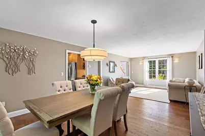 9 Douglas Dr, Mansfield, MA 02048 - Photo 8