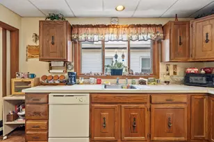59-61 Presley St, Malden, MA 02148 - Photo 10