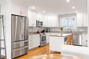 1093 Main St, Weymouth, MA 02190 - Photo 1
