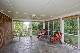 34 Vadnais St, Holyoke, MA 01040 - Photo 14