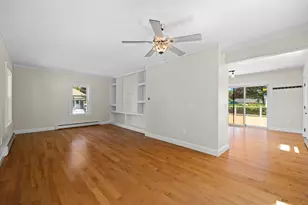 34 Ricard St, Seekonk, MA 02771 - Photo 4