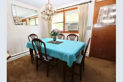 36 Revere St, Worcester, MA 01604 - Photo 6
