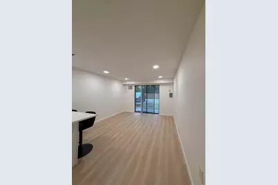 2 Greenbriar Dr #103, North Reading, MA 01864 - Photo 6