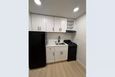 2 Greenbriar Dr #103, North Reading, MA 01864 - Photo 2