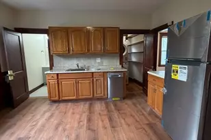 61 Kent St, Quincy, MA 02169 - Photo 2