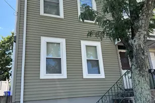 223 Trenton St, Boston, MA 02128 - Photo 10