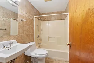 170 Townsend Ave, Lowell, MA 01854 - Photo 34
