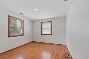 170 Townsend Ave, Lowell, MA 01854 - Photo 24
