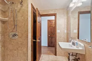 170 Townsend Ave, Lowell, MA 01854 - Photo 18