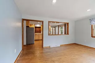 170 Townsend Ave, Lowell, MA 01854 - Photo 6