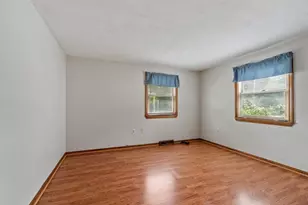 170 Townsend Ave, Lowell, MA 01854 - Photo 20