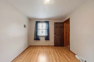 170 Townsend Ave, Lowell, MA 01854 - Photo 26
