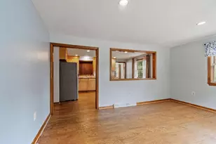 170 Townsend Ave, Lowell, MA 01854 - Photo 6