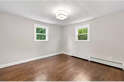 7 Franklin St, Boston, MA 02136 - Photo 18