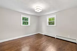 7 Franklin St, Boston, MA 02136 - Photo 18