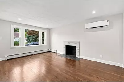 7 Franklin St, Boston, MA 02136 - Photo 10