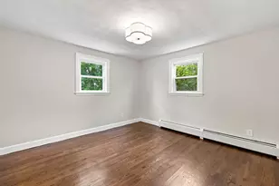 7 Franklin St, Boston, MA 02136 - Photo 18