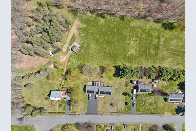 136 Chapel St, Gardner, MA 01440 - Photo 4