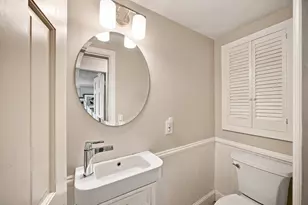 208 Main St, Wilbraham, MA 01095 - Photo 10
