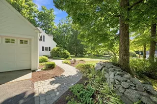 208 Main St, Wilbraham, MA 01095 - Photo 2