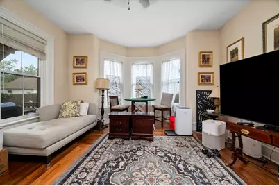 1971 Northampton St, Holyoke, MA 01040 - Photo 6