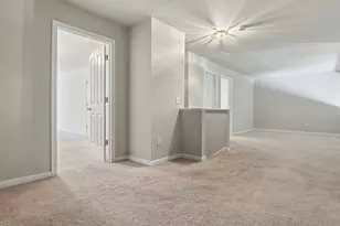 126 Clubhouse Ln, Northbridge, MA 01534 - Photo 20