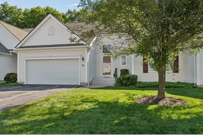 126 Clubhouse Lane #126, Northbridge, MA 01534 - Photo 2