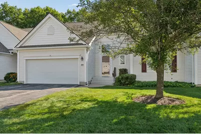 126 Clubhouse Lane #126, Northbridge, MA 01534 - Photo 2