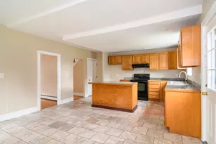 50 N Pleasant St, Taunton, MA 02780 - Photo 8