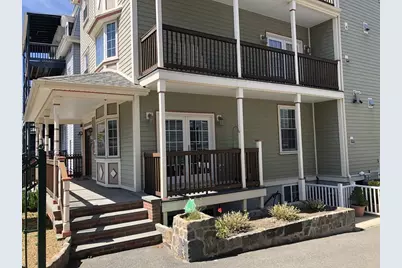 89 Pearl St #1, Somerville, MA 02145 - Photo 2